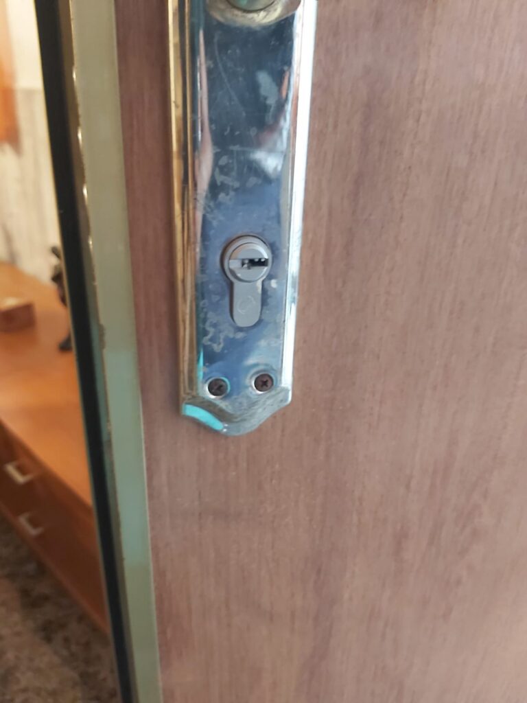 Apertura de puertas Alcoraya