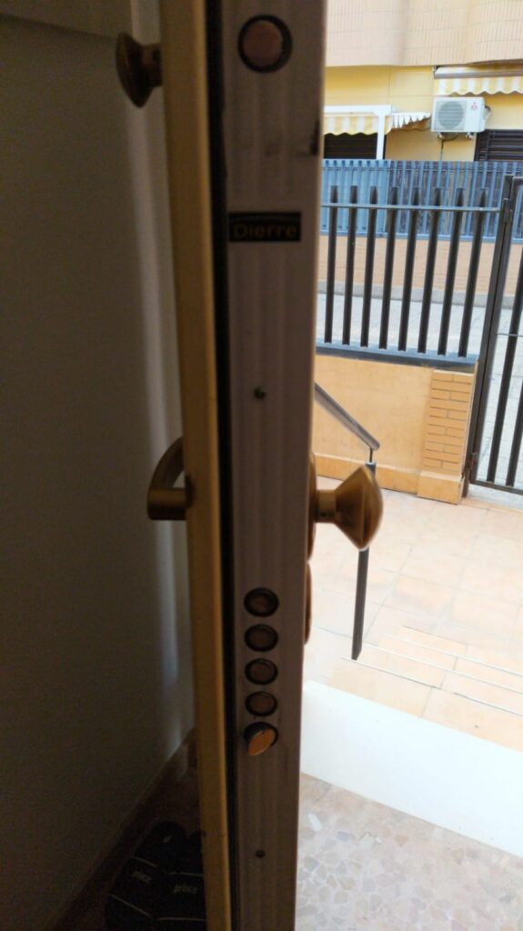 Apertura de puertas Altea
