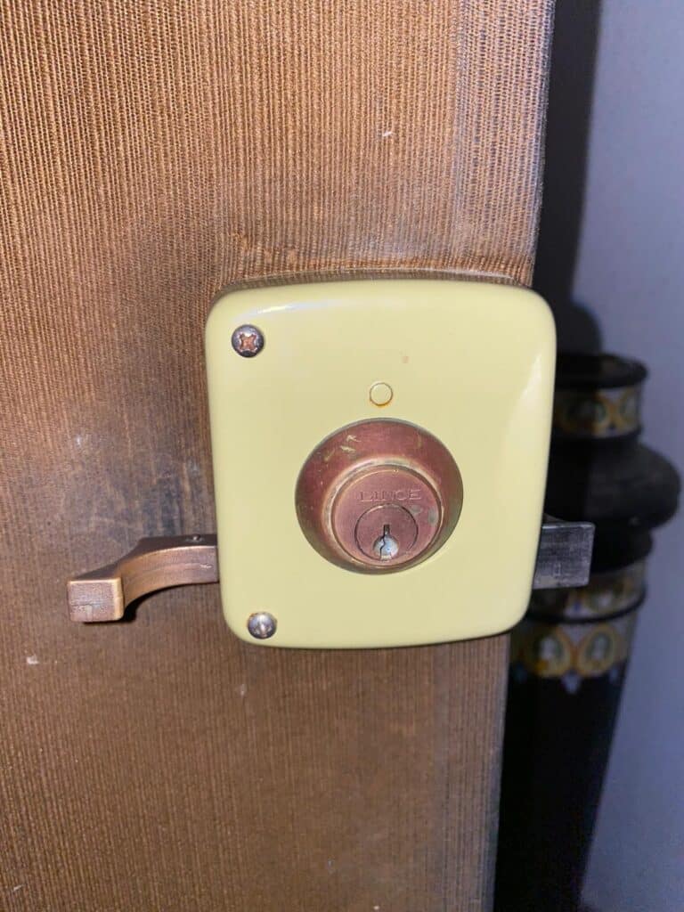 Apertura de puertas Azafá