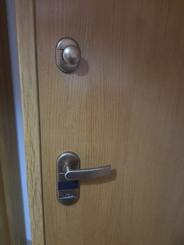 Apertura de puertas Espartal