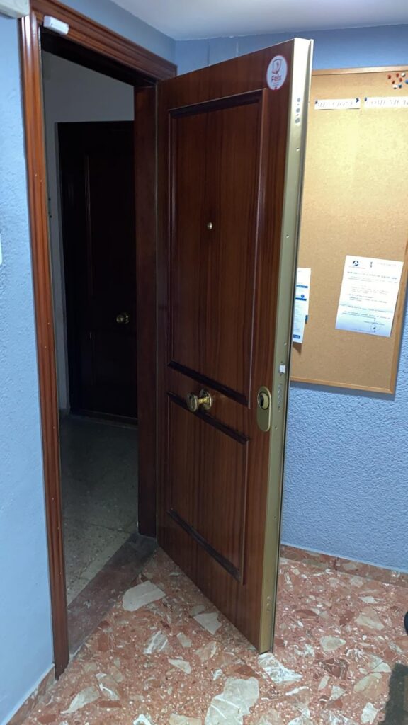Apertura de puertas Estación