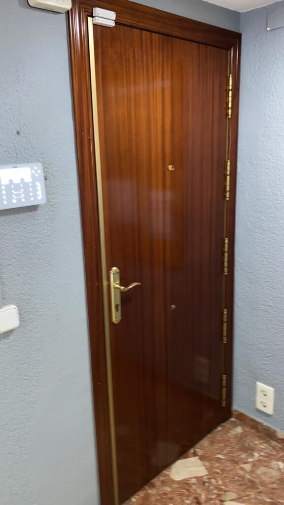 Apertura de puertas Teulada