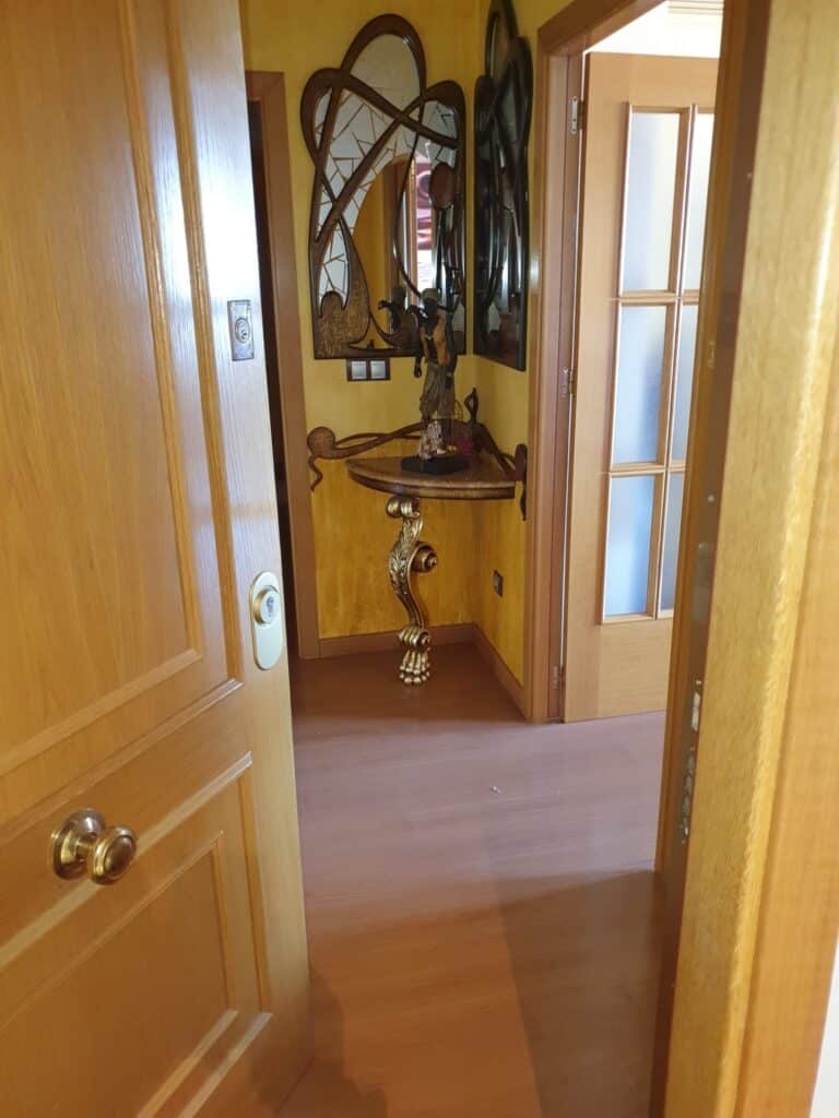 Apertura de puertas Torremanzanas