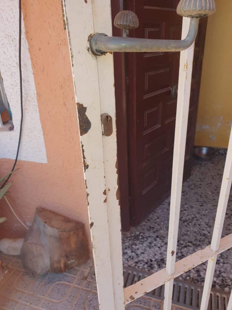 Apertura de puertas urbanización Haygón