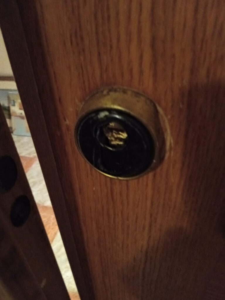 Cambio de cerraduras Perleta
